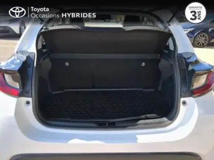 Photo 9 Toyota Yaris  116h Dynamic Business + Programme Toyota Experience 5p MC24