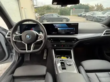 Photo 4 BMW Serie 3 Série 3 Touring 330eA 292ch M Sport