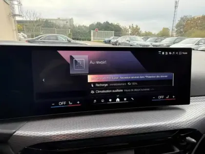 Photo 12 BMW Serie 3 Série 3 Touring 330eA 292ch M Sport