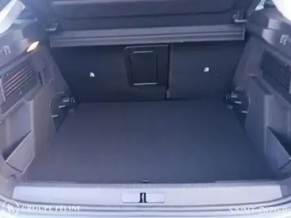 Photo 11 Citroën C4  1.2 Hybride 145ch S&S MAX Automatique