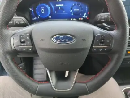 Photo 14 Ford Focus  1.0 Flexifuel mHEV 125ch ST-Line Design