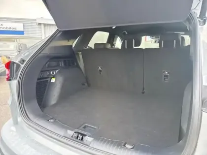 Photo 8 Ford Kuga  2.5 Duratec 243ch Hybride Rechargeable ST-Line X Powershift