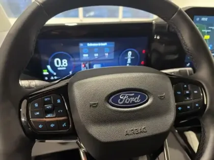 Photo 14 Ford Tourneo Custom  320 L2H1 2.0 EcoBlue 170ch Titanium 4x4 BVA8