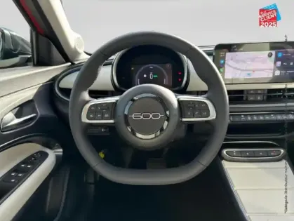 Photo 11 Fiat 600  e 156ch 54kWh La Prima