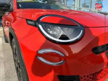 Photo 12 Fiat 600  e 156ch 54kWh La Prima