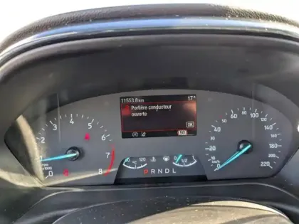 Photo 10 Ford Puma  1.0 EcoBoost 125ch S&S mHEV Titanium Powershift