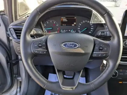 Photo 11 Ford Puma  1.0 EcoBoost 125ch S&S mHEV Titanium Powershift