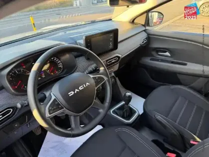 Photo 14 Dacia Jogger  1.0 TCe 110ch Expression 5 places