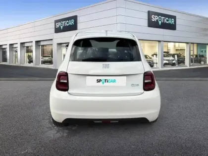 Photo 19 Fiat 500  e 118ch Icône
