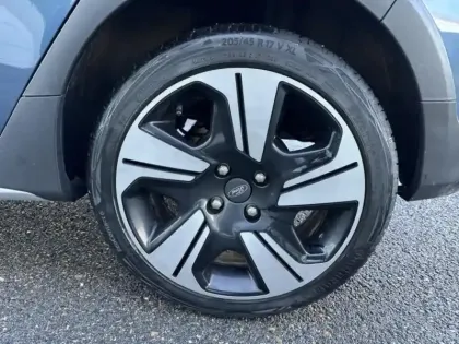 Photo 8 Ford Fiesta  1.0 EcoBoost Hybrid 125ch Active X 5p