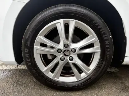 Photo 10 Skoda Fabia  1.0 TSI Evo2 95ch Selection