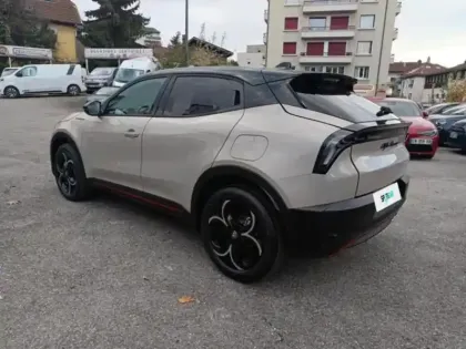 Photo 6 Alfa Romeo Junior  1.2 Ibrida 136ch Speciale DCT6