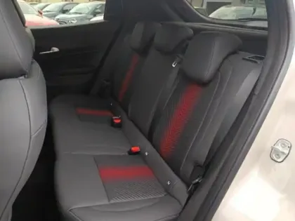 Photo 9 Alfa Romeo Junior  1.2 Ibrida 136ch Speciale DCT6