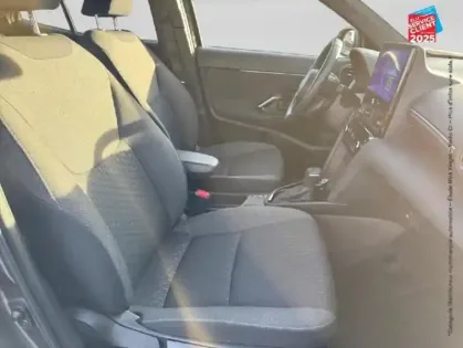 Photo 4 Toyota Yaris  Cross 116h Design MC24