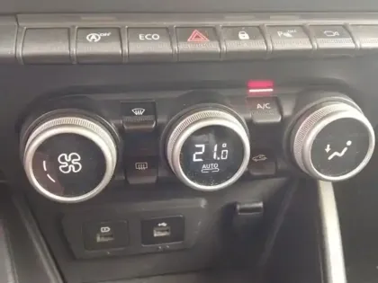 Photo 14 Dacia Duster  1.3 TCe 150ch FAP Journey 4x2 EDC