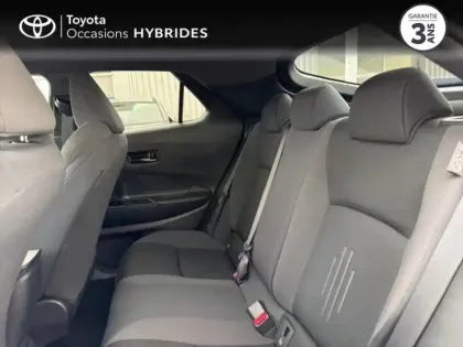 Photo 11 Toyota C-HR  2.0 Hybride Rechargeable 225ch Design NG23