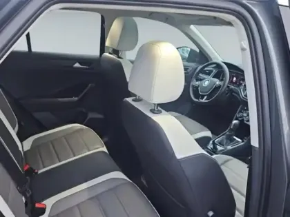 Photo 12 Volkswagen T-roc Gén. I Ph1 Carat Exclusive 5