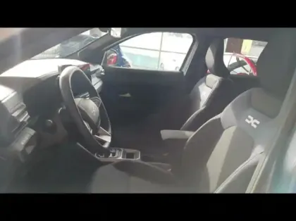 Photo 10 Dacia Duster  1.6 hybrid 140ch Journey