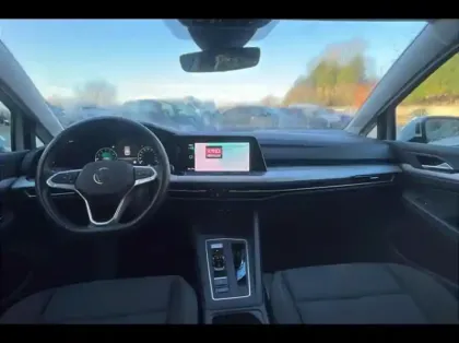 Photo 8 Volkswagen Golf  1.5 eTSI OPF 130ch MATCH DSG7