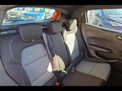 Photo 10 Renault Clio  1.6 E-Tech 140ch Intens -21