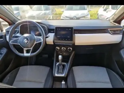 Photo 8 Renault Clio  1.6 E-Tech 140ch Intens -21