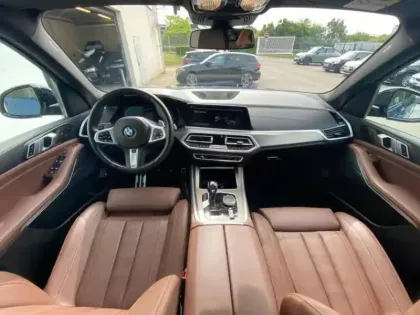 Photo 4 BMW X5  xDrive45e 394ch M Sport 17cv