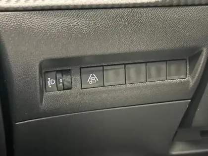 Photo 11 Peugeot 208  1.5 BlueHDi 100ch S&S Active Pack