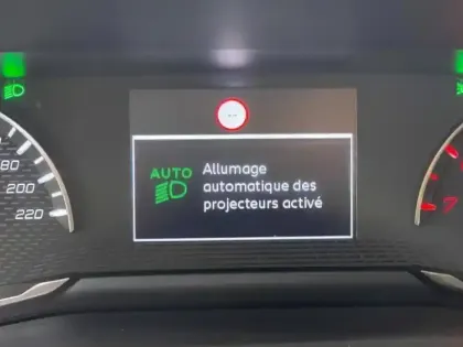 Photo 5 Peugeot 208  1.5 BlueHDi 100ch S&S Active Pack