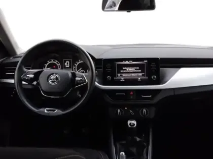 Photo 5 Skoda Kamiq  1.0 TSI 95ch Young Edition