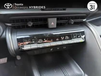 Photo 13 Toyota C-HR  2.0 Hybride 200ch Design NG23