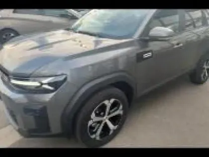 Photo 5 Dacia Bigster  1.8 hybrid 155ch Journey