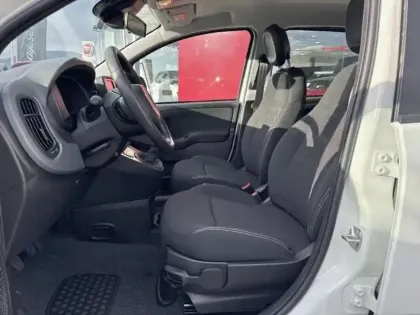 Photo 8 Fiat Panda  Classic 1.0 70ch BSG S&S City