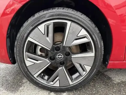 Photo 8 Opel Corsa  -e 136ch GS Line