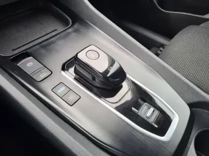 Photo 3 Nissan Qashqai  e-POWER 190ch Business Edition