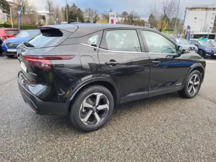 Photo 1 Nissan Qashqai  e-POWER 190ch Business Edition