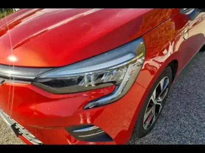 Photo 14 Renault Clio  1.6 E-Tech hybride 140ch Limited -21N