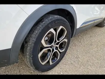 Photo 12 Renault Arkana  1.6 E-Tech 145ch Intens -21B