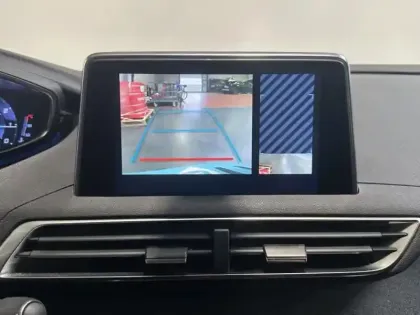 Photo 11 Peugeot 3008  1.2 PureTech 130 Allure GPS Camera I-cockpit