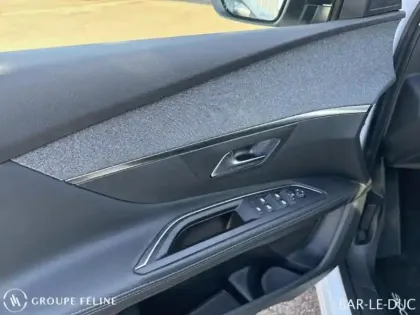 Photo 13 Peugeot 5008  1.5 BlueHDi 130ch E6.c Allure S&S