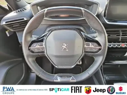 Photo 13 Peugeot 2008  1.5 BlueHDi 110ch S&S GT