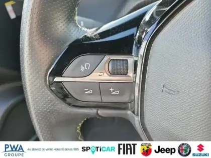 Photo 14 Peugeot 2008  1.5 BlueHDi 110ch S&S GT