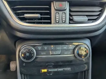 Photo 12 Ford Puma  1.0 Flexifuel 125ch S&S mHEV Titanium Design 3