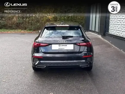 Photo 4 Audi A3  Sportback 35 TFSI 150ch Mild Hybrid S line S tronic 7