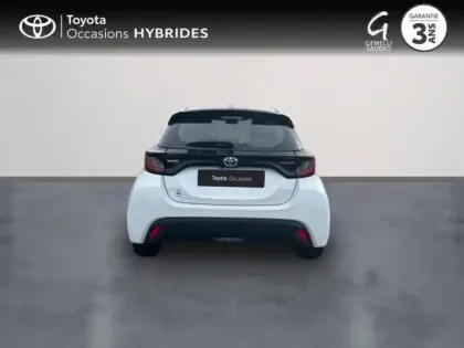 Photo 18 Toyota Yaris  116h Dynamic 5p MY21