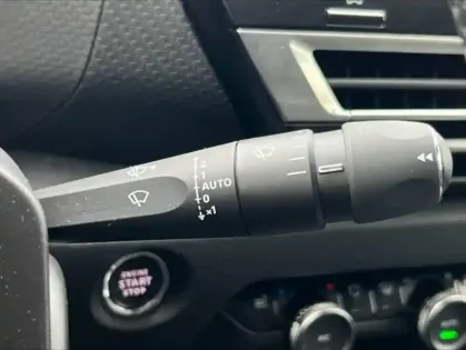 Photo 11 Citroën C4  Moteur électrique 136ch (100 kW) Feel Pack Automatique