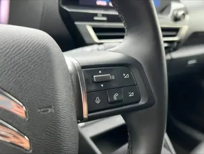 Photo 9 Citroën C4  Moteur électrique 136ch (100 kW) Feel Pack Automatique