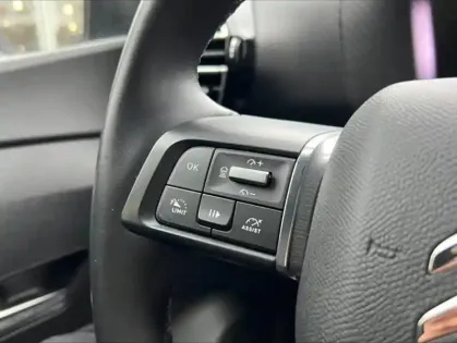 Photo 8 Citroën C4  Moteur électrique 136ch (100 kW) Feel Pack Automatique