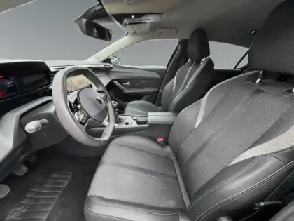 Photo 23 Peugeot 308  1.2 PureTech 130ch S&S Allure