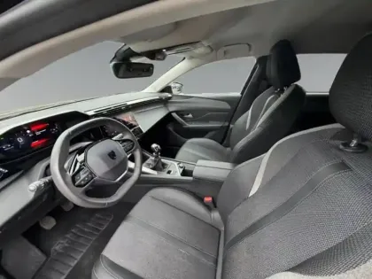 Photo 24 Peugeot 308  1.2 PureTech 130ch S&S Allure