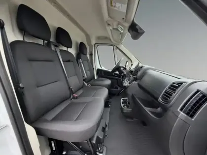 Photo 14 Peugeot Boxer  Fg L2H2 3.5 140ch S&S BVA 8 TOLE